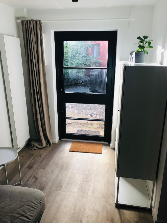 Bezaubernde Gastesuite Mit Terrasse Im Hinterhof Hamburgo Exterior foto